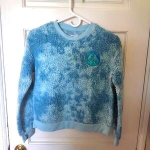Cozy/fuzzy sweater peace sign blue